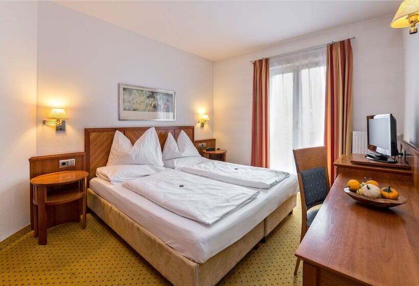 Номер Стандарт, Millanderhof