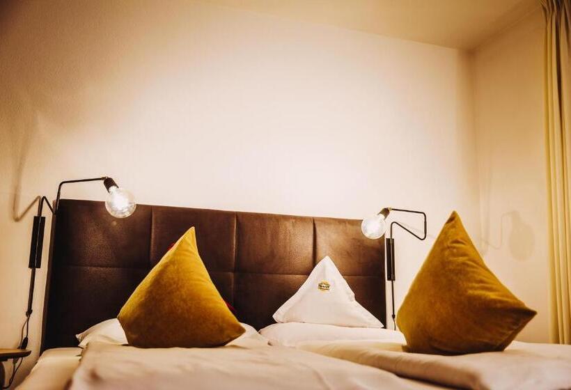Номер Superior с Балконом, Gourmet   Boutique Hotel Tanzer