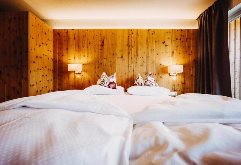 Люкс Повышенной Комфортности, Gourmet   Boutique Hotel Tanzer