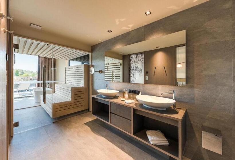 Люкс, Weinegg Wellviva Resort