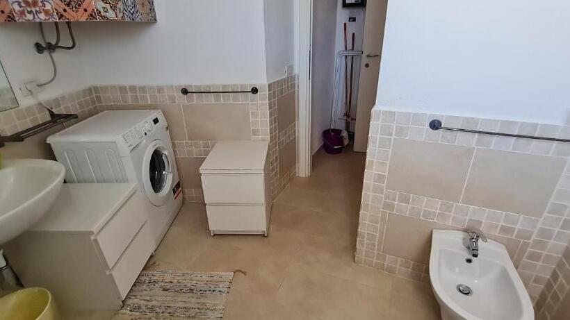 استودیوی استاندارد, Residence Borgo Punta Villa