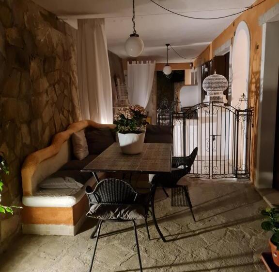 شقة غرفتين مطلة على البحر, Residence Borgo Punta Villa