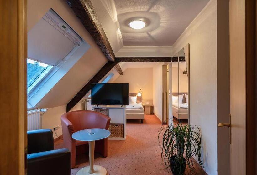 Quarto Estandar, Altes Weinhaus