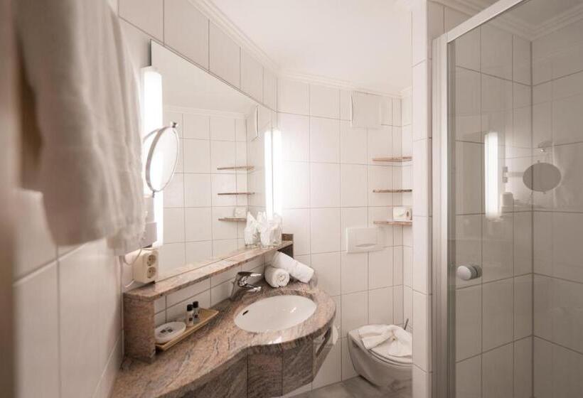 Стандартный Номер Кровать Кинг, Mittelburg Wellness