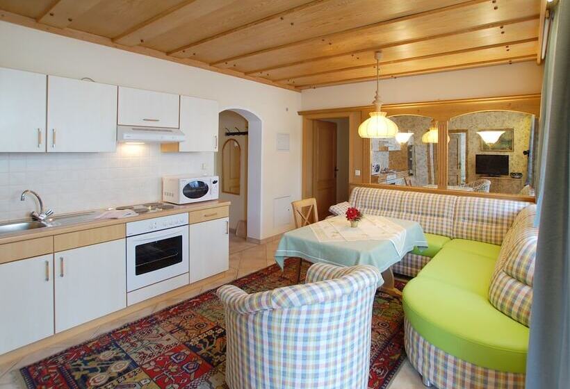 2-Bedroom Classic Apartment, Gebirgshäusl