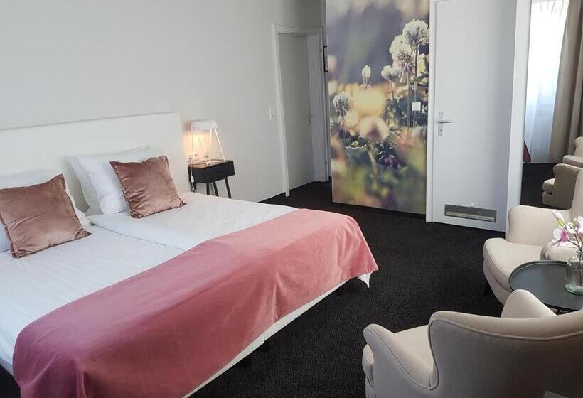 Comfort Værelse, Herrloh