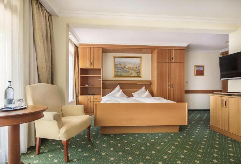 سوییت جونیور, Schweizer Hof Thermal Und Vital Resort