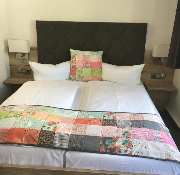 Номер Комфорт, Stadt Gut Hotels   Das Kleine