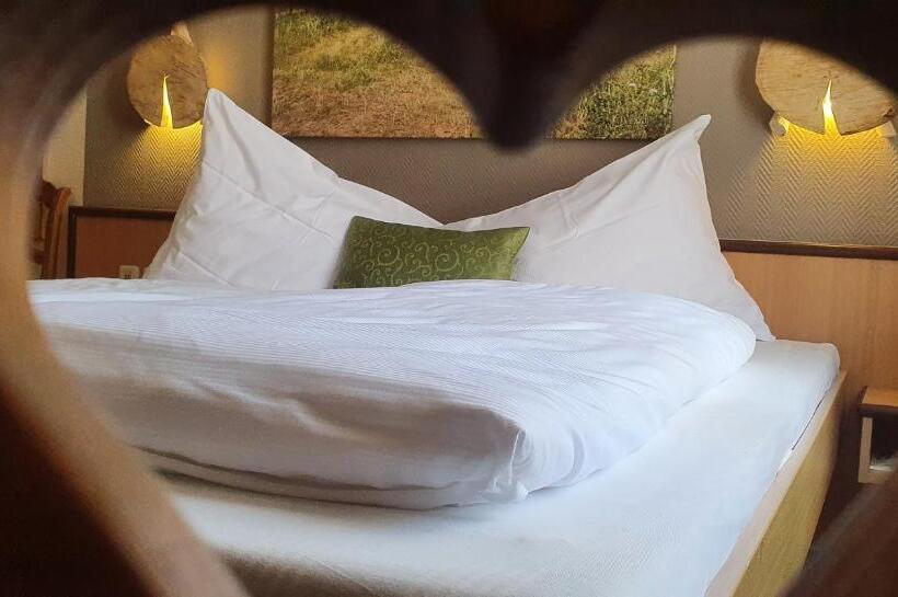 Номер Комфорт, Gasthaus & Hotel Drei Lilien