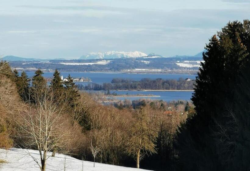 Полулюкс Вид на Горы, Berg Hotel Weingarten Garni