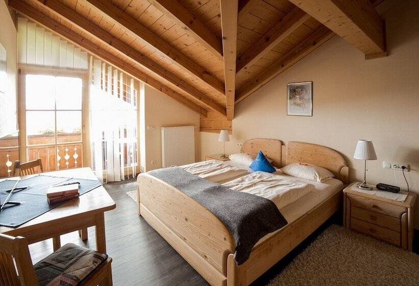 Номер Стандарт Вид на Озеро, Berg Hotel Weingarten Garni