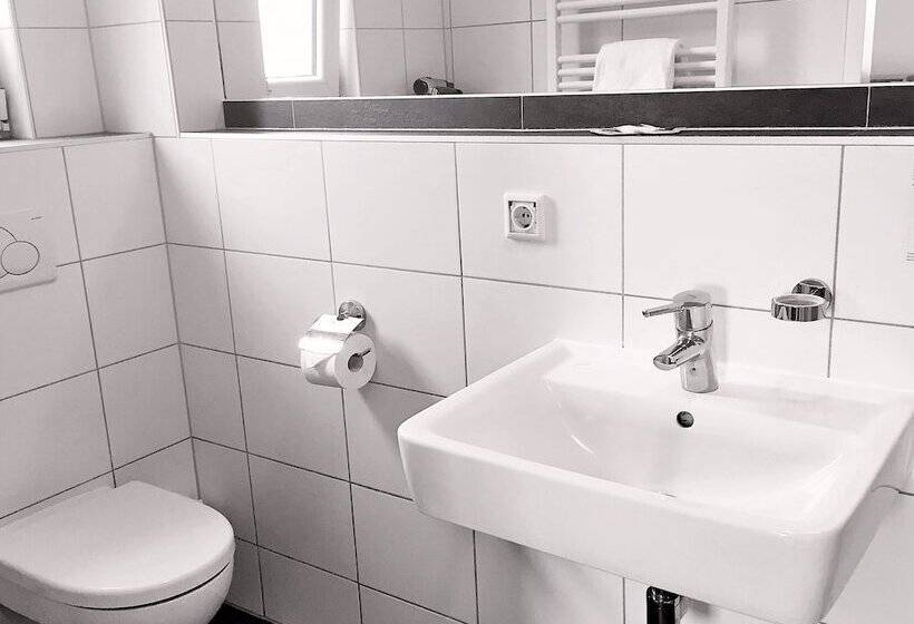 اتاق استاندارد یک نفره, SMARTY Airport Cologne Hotel - KONTAKTLOSER SELF CHECK-IN