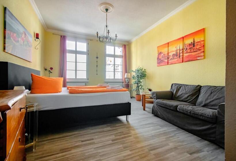 Студия Стандарт, Villa Altstadtperle Erfurt