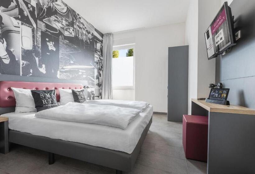 اتاق لوکس, SMARTY Airport Cologne Hotel - KONTAKTLOSER SELF CHECK-IN