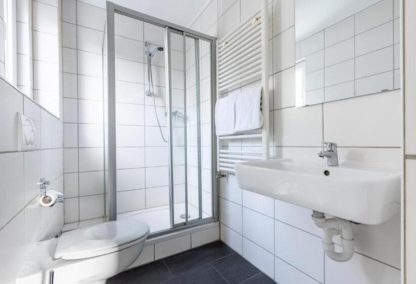 اتاق استاندارد, SMARTY Airport Cologne Hotel - KONTAKTLOSER SELF CHECK-IN