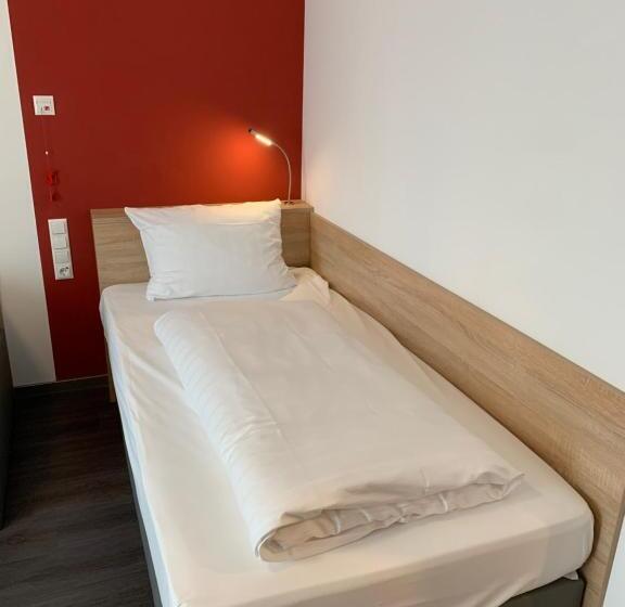 Номер Стандарт Адаптированный для Инвалидов, Adesso Hotel Göttingen   Pay At Property On Arrival Ihr Automatenhotel In Göttingen