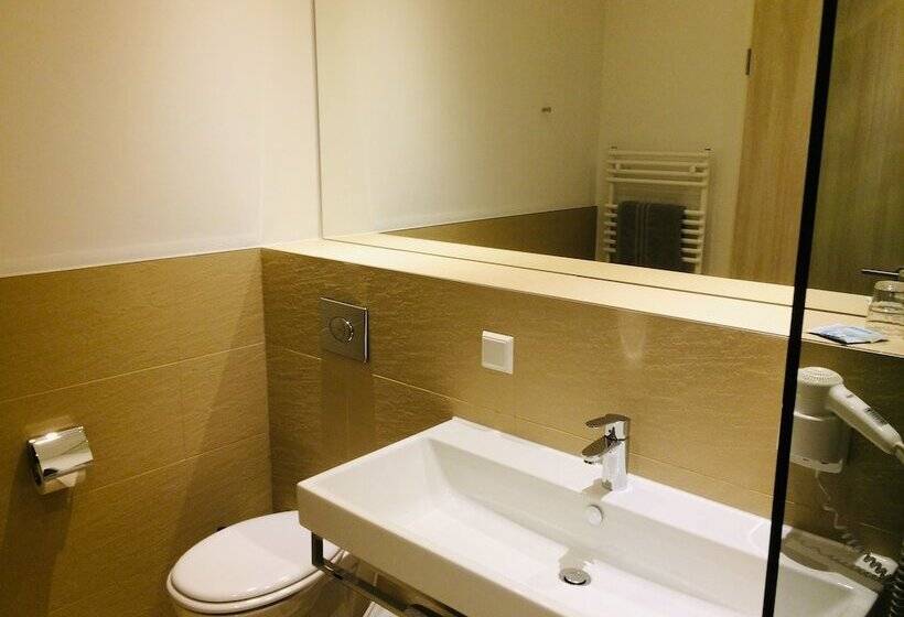 Номер Стандарт, Adesso Hotel Göttingen   Pay At Property On Arrival Ihr Automatenhotel In Göttingen