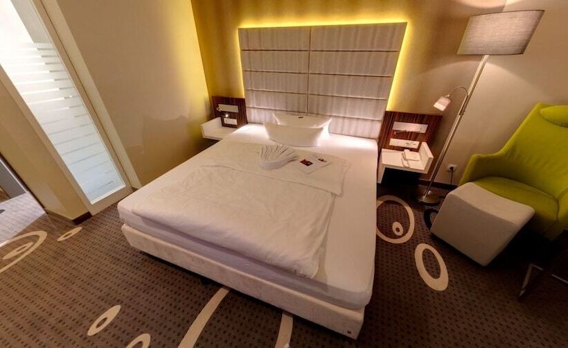 Номер бизнес-класса, Business Hotel Artes