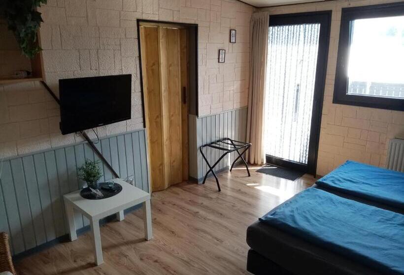 Номер Стандарт, Pension Hubertus