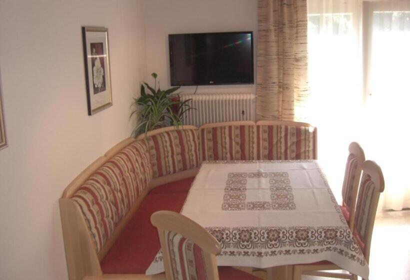 Апартаменты 1 Спальня, Appartments Stefania