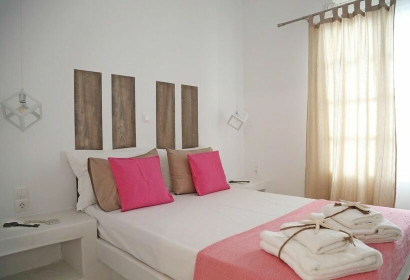 Apartamento 2 Dormitórios, 8 Keys Residence