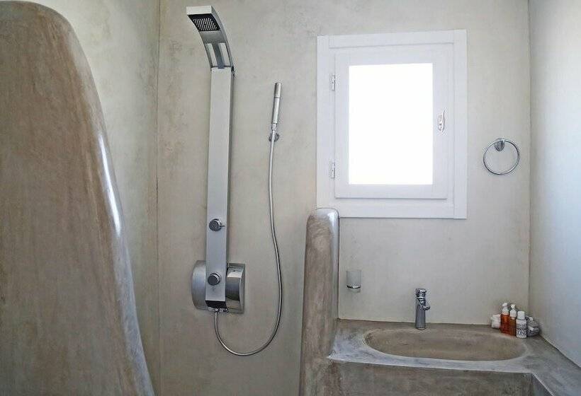 Apartamento 2 Dormitórios, 8 Keys Residence