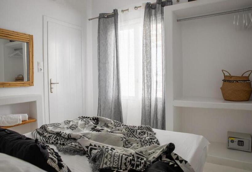 Apartamento 2 Dormitórios, 8 Keys Residence