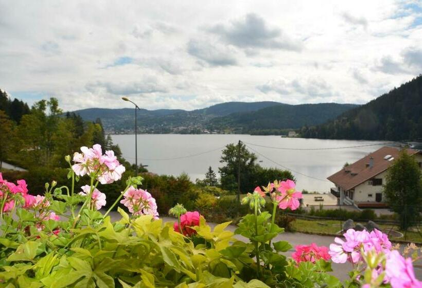 اتاق استاندارد با بالکن, Les Reflets Du Lac