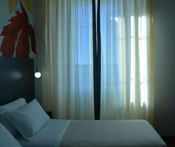 Трехместный Номер Deluxe, Tirreno