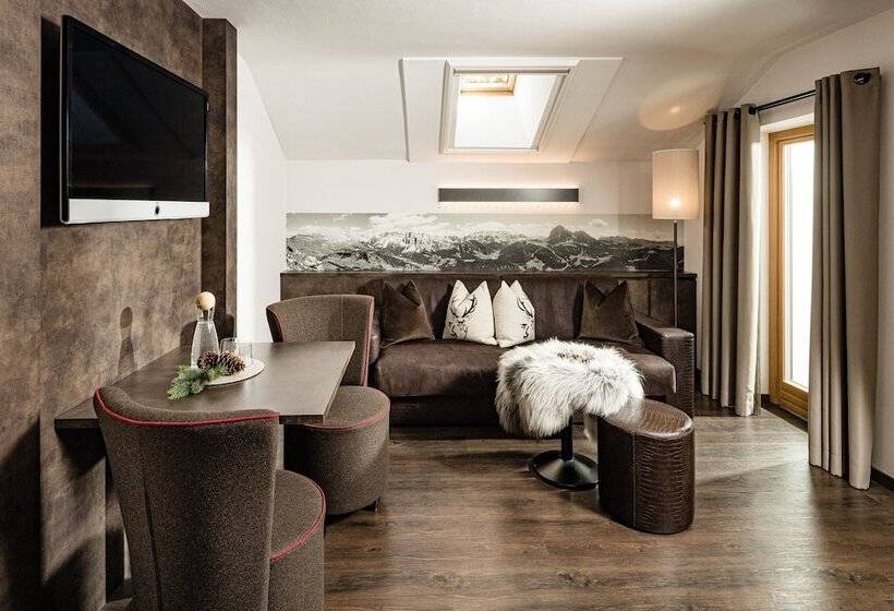 Люкс Повышенной Комфортности, Boutique & Fashion Hotel Maciaconi   Gardenahotels