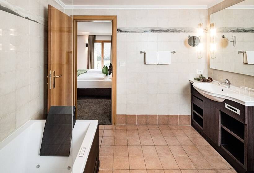Люкс, Boutique & Fashion Hotel Maciaconi   Gardenahotels