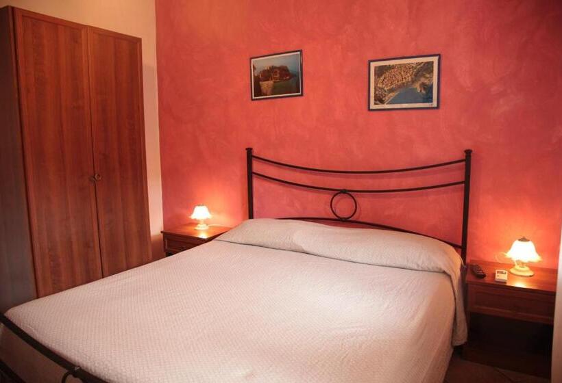 Апартаменты 2 Спальни, Residenza La Vigna