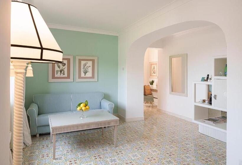 Полулюкс Одноместный с Террасой, Botania Relais & Spa   The Leading Hotels Of The World