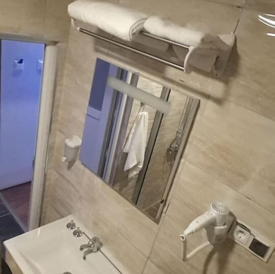 Трехместный Номер Deluxe, Göznur Otel