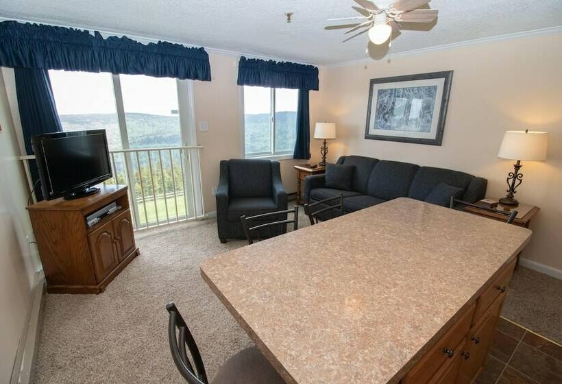 家族用アパートメント, Mountaintop Condos