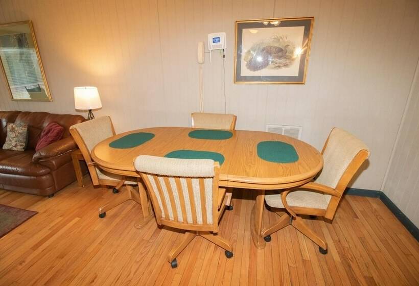 家族用アパートメント, Mountaintop Condos
