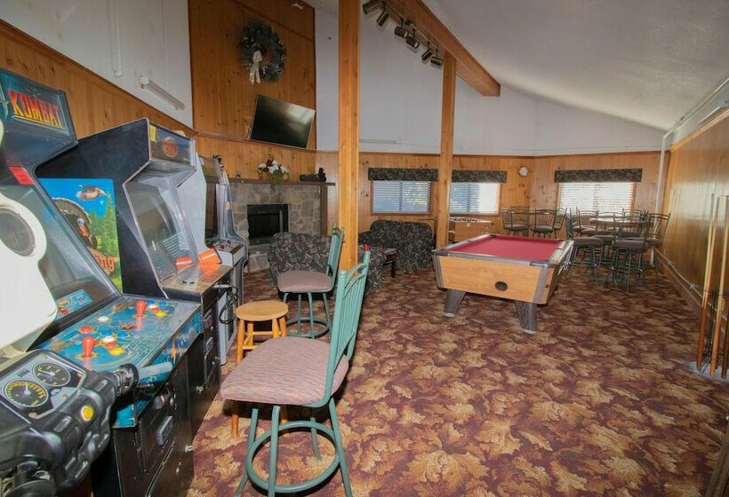 １ベッドルームアパートメント, Mountaintop Condos