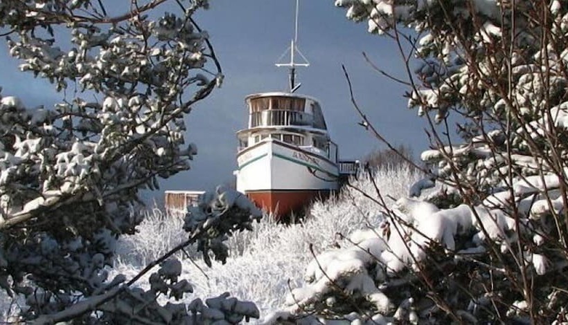 کابین, Alaska Adventure Cabins