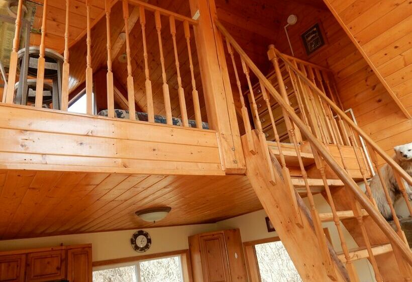 کابین, Alaska Adventure Cabins