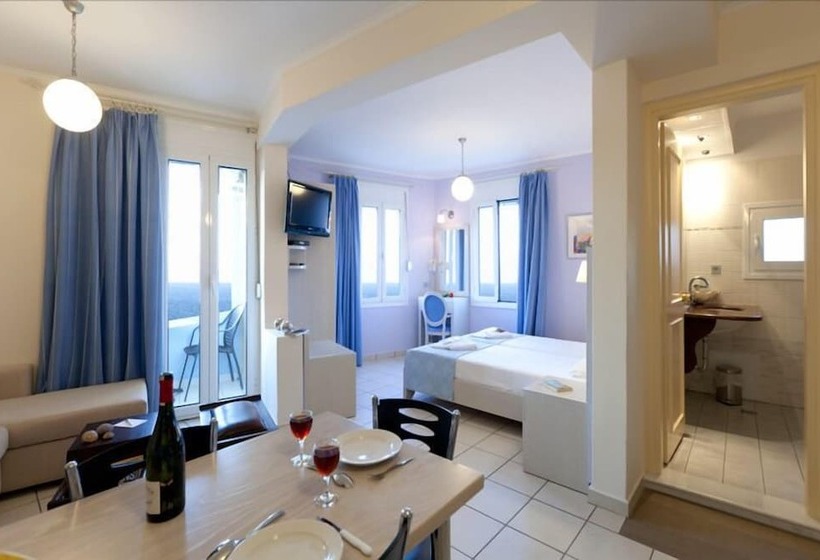 آپارتمان 1 خوابه با بالکن و چشمانداز دریا, Giorgi S Blue Apartments