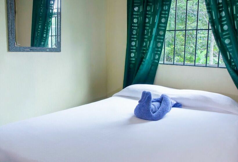 ویلای 2 خوابه, Valley View Lodge   Finca Huetares
