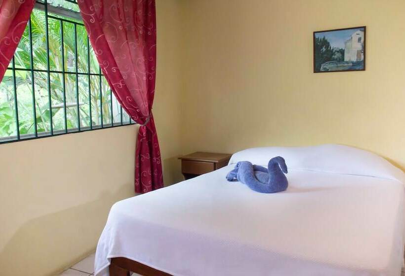 ویلای 2 خوابه, Valley View Lodge   Finca Huetares