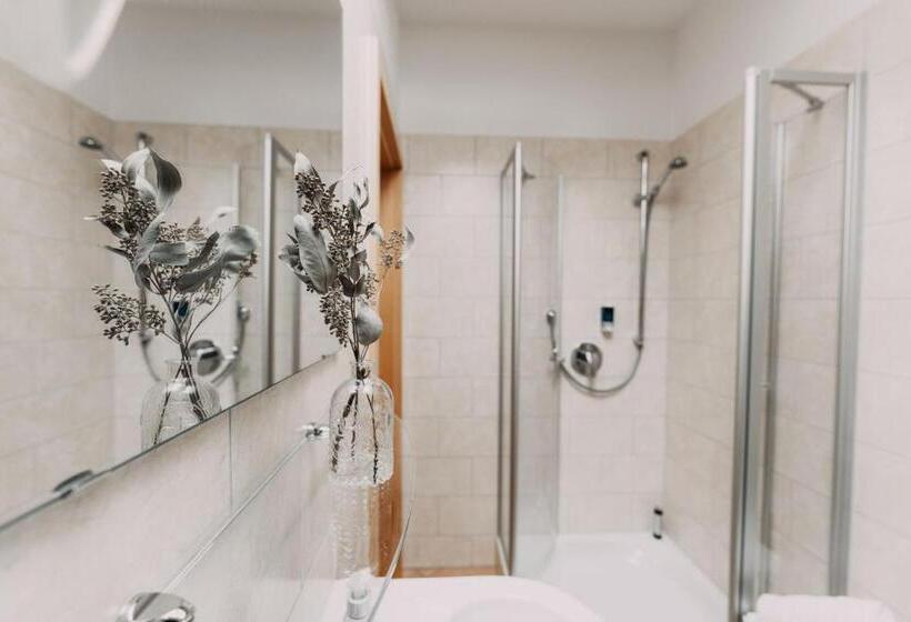 Студио Стандарт с Видом, Schwarzwald Hotel Kraeutle