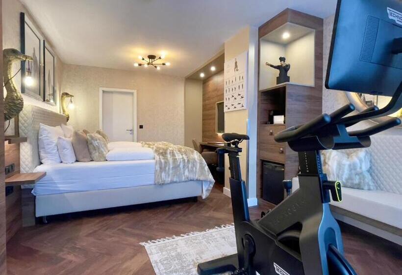 Номер Стандарт, Block Hotel & Living