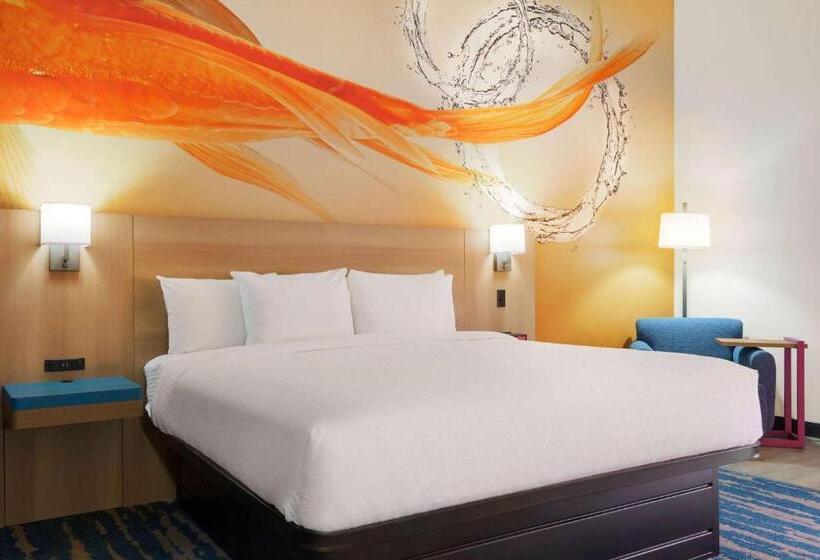 Номер Deluxe Кровать Кинг, La Quinta Inn & Suites By Wyndham San Antonio Seaworld Lafb