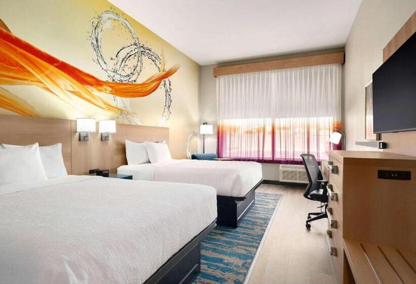 Номер Стандарт Адаптированный для Инвалидов, La Quinta Inn & Suites By Wyndham San Antonio Seaworld Lafb