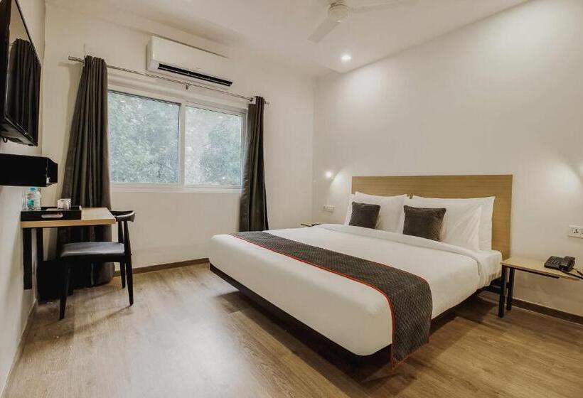 三人经典房间, Super Townhouse Begumpet Near Hyderabad Central