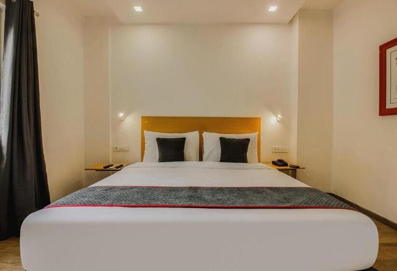 三人经典房间, Super Townhouse Begumpet Near Hyderabad Central