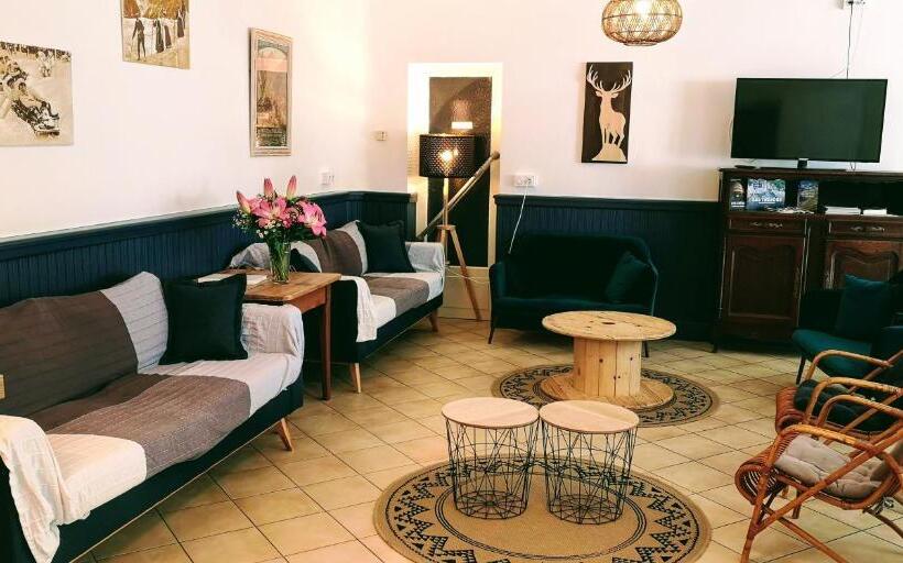Номер Deluxe, Le Relais D Avajan