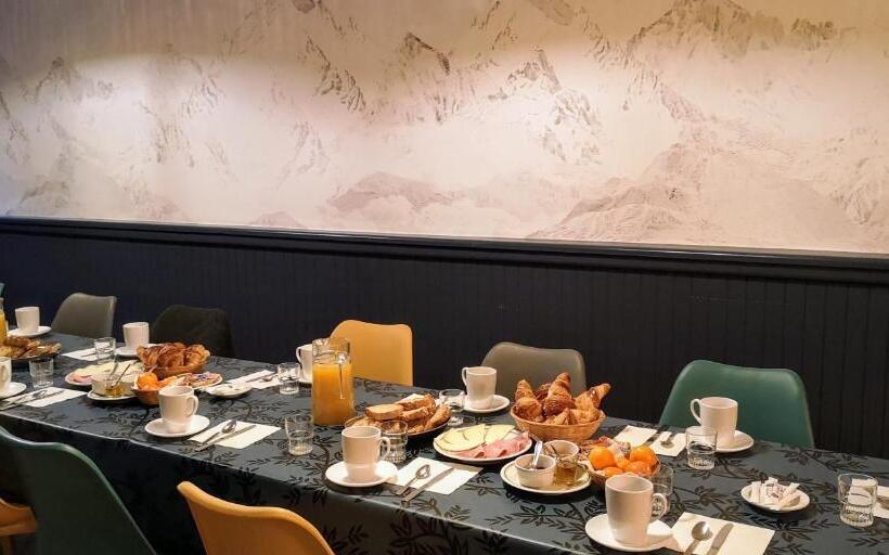 Четырехместный Номер Стандарт, Le Relais D Avajan
